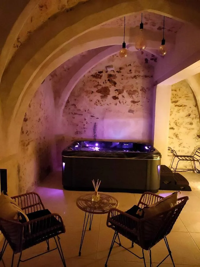 Apartment L'Envoutement Provencal, Jacuzzi Privatif Et Spa Orgon France