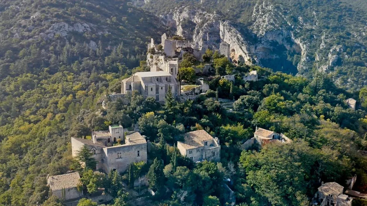 Apartment L'Envoutement Provencal, Jacuzzi Privatif Et Spa Orgon France
